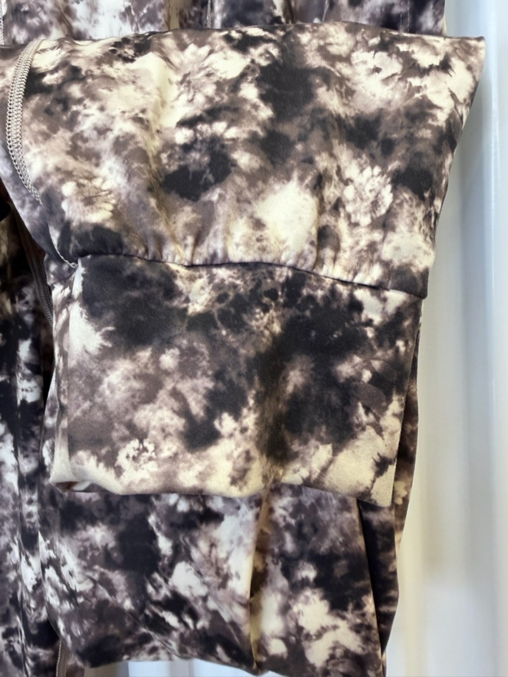 Athleta Salutation Jogger‎ XL Tie Dye Neutral High Rise Pockets Athleisure Pants - Picture 6 of 6